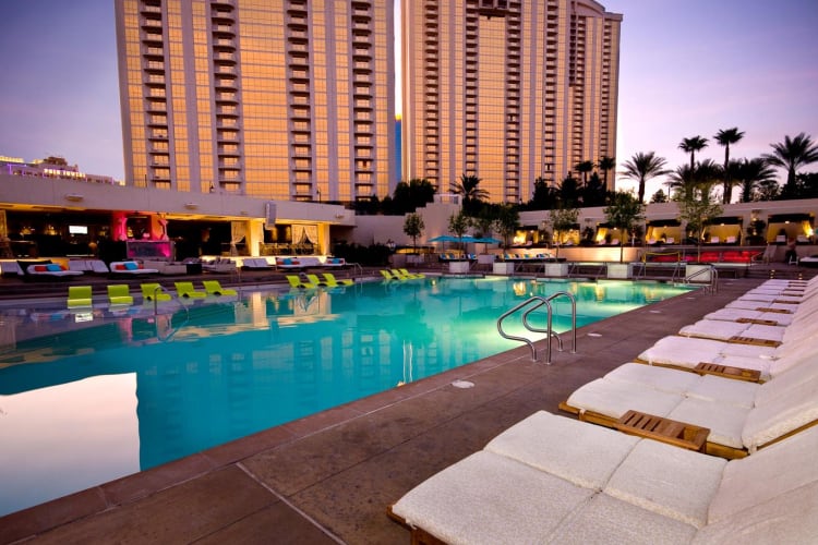 Wet Republic pool